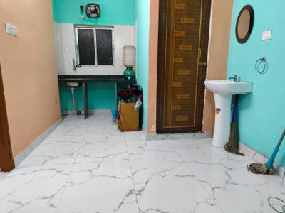 Living Room Image of 500 Sq.ft 1 BHK Apartment / Flat for rent in Keshtopur Kolkata for Rs. 15000
