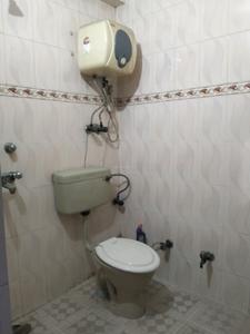 Bedroom Three Image of 900 Sq.ft 3 BHK Apartment / Flat for sale in Vikaspuri New Delhi for Rs. 14000000