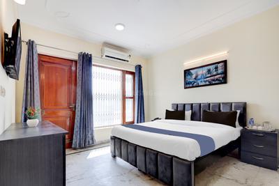 Bedroom Image of Lotus PG in Sector 56, Gurgaon