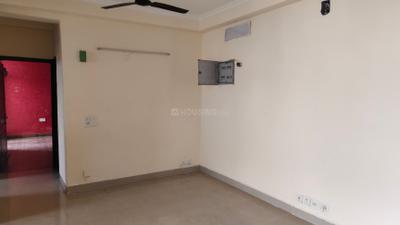 Living Room Image of 950 Sq.ft 2 BHK Apartment / Flat for sale in Amrapali Silicon City, Sector 76 Noida for Rs. 10500000