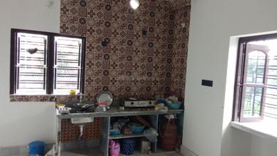 Kitchen Image of 850 Sq.ft 2 BHK Independent House for rent in Baguiati Kolkata for Rs. 14000