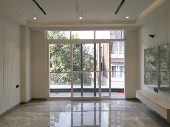 Vikaspuri Main Image 1