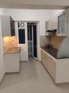 Kitchen Image of 890 Sq.ft 2 BHK Apartment / Flat for rent in Sethi Max Royal, Sector 76 Noida for Rs. 29000