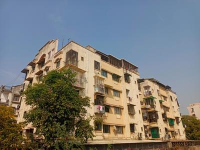 Image of 1080 Sq.ft 2 BHK Apartment / Flat for sale in Satellite, Ahmedabad for Rs. 7000000
