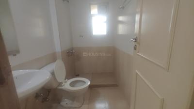 Bathroom Image of 650 Sq.ft 1 BHK Apartment / Flat for sale in Hiranandani Crown, Hiranandani Estate Thane for Rs. 9200000