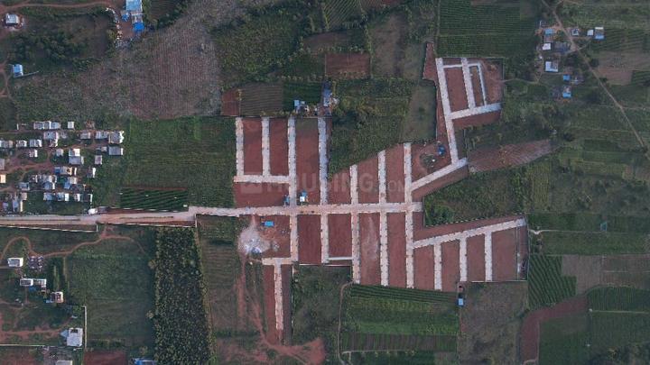 Oraiyan v R fortune  Main Image 1