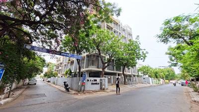 Image of 1980 Sq.ft 3 BHK Apartment / Flat for sale in Maninagar, Ahmedabad for Rs. 12500000