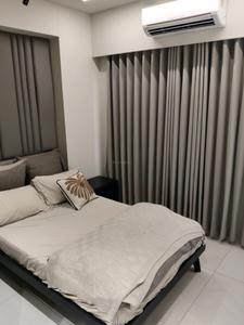 Bedroom Image of 2200 Sq.ft 3 BHK Apartment / Flat for rent in Bodakdev Ahmedabad for Rs. 55000
