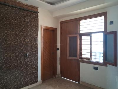 Bedroom Image of 1550 Sq.ft 3 BHK Apartment / Flat for sale in Sector 73 Noida for Rs. 5000000
