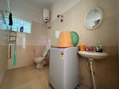 Bathroom Image of 500 Sq.ft 1 BHK Independent House for rent in Kaggadasapura Bengaluru for Rs. 18000