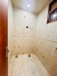 Image of 1350 Sq.ft 3 BHK Apartment / Flat for sale in Shalimar Garden, Ghaziabad for Rs. 12000000
