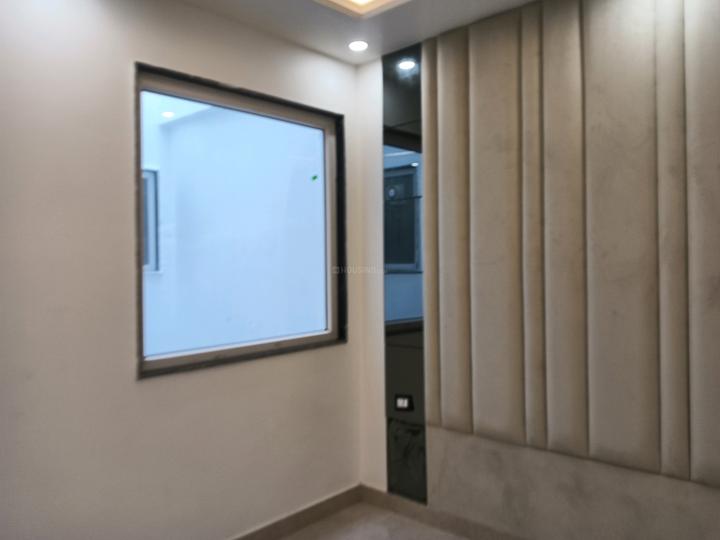 Sector 25, DLF Phase 2 Bedroom One 1