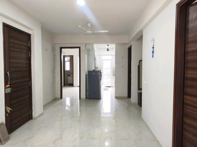 Living Room Image of 1500 Sq.ft 3.5 BHK Apartment / Flat for sale in Smartworld Gems, Sector 89 Gurgaon for Rs. 16400000