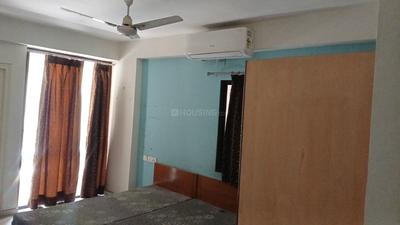 Bedroom Image of 2295 Sq.ft 3 BHK Apartment / Flat for rent in Devnandan Heights, Chandkheda Ahmedabad for Rs. 35000