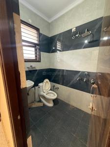 Bathroom Image of 1134 Sq.ft 3 BHK Apartment / Flat for sale in Stellar Infratech Stellar Homes, Kishanpura Zirakpur for Rs. 6000000