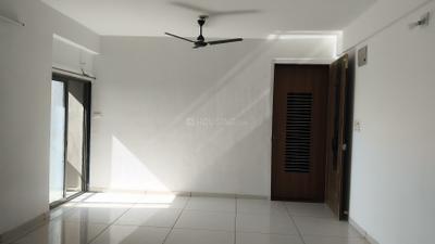 Living Room Image of 1050 Sq.ft 2 BHK Apartment / Flat for rent in Vemali Vadodara for Rs. 15000