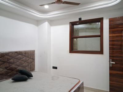 Bedroom Image of 1750 Sq.ft 4 BHK Apartment / Flat for sale in JMD Siddhi Vinayak, Sector 73 Noida for Rs. 8300000