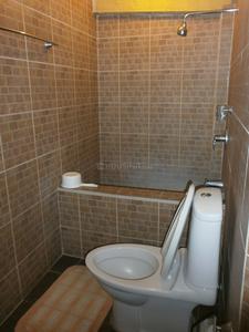 Bathroom Image of 2400 Sq.ft 4 BHK Apartment / Flat for sale in Versova Heaven, Andheri West Mumbai for Rs. 100000000
