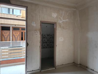 Bedroom Image of 750 Sq.ft 2 BHK Builder Floor for sale in DLF Ankur Vihar Ghaziabad for Rs. 2260389
