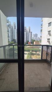 Balcony Image of 1950 Sq.ft 3 BHK Apartment / Flat for sale in Unitech Uniworld Gardens 1, Sector 47 Gurgaon for Rs. 31500000