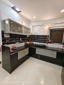 Kitchen Image of 2000 Sq.ft 3.5 BHK Apartment / Flat for sale in Gotri Vadodara for Rs. 9200000