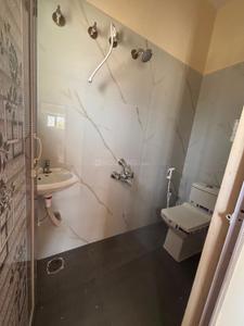 Bathroom Image of 400 Sq.ft 1 BHK Studio for rent in Medahalli Bengaluru for Rs. 15000
