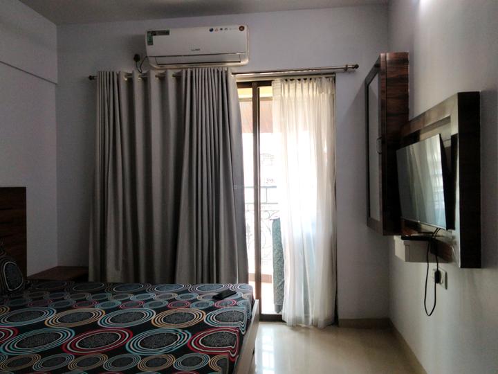 Rose Wood Bedroom One 1