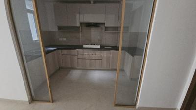Kitchen Image of 1717 Sq.ft 3 BHK Builder Floor for rent in Smartworld Orchard, Sector 61 Gurgaon for Rs. 50000