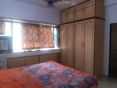 Bedroom Image of 1050 Sq.ft 2 BHK Apartment / Flat for rent in Kandivali West Mumbai for Rs. 53000