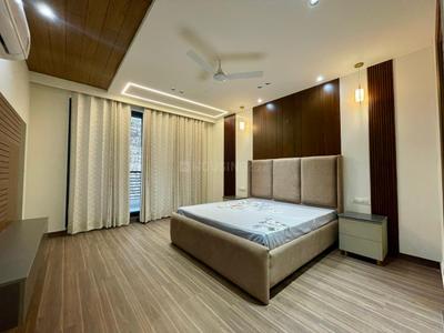 4 BHK Flat