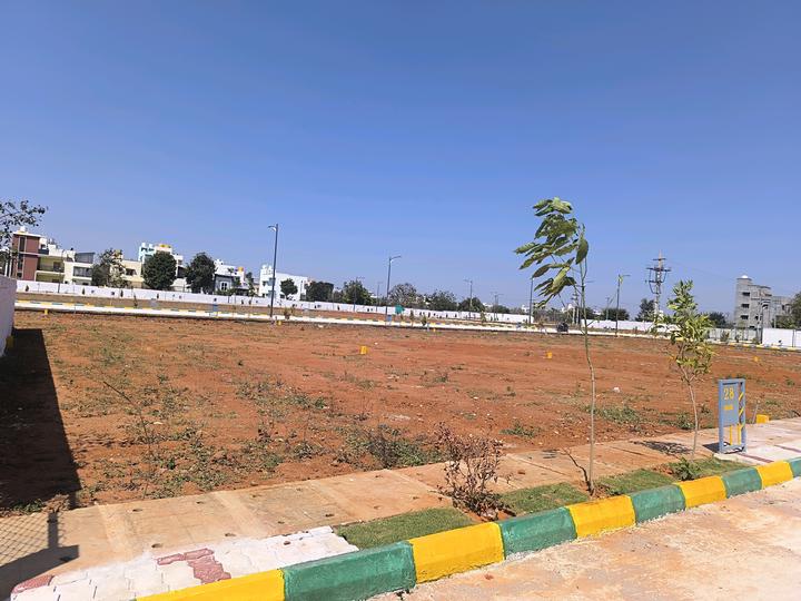 PGR Urban City  Near IVC road Main Image 1