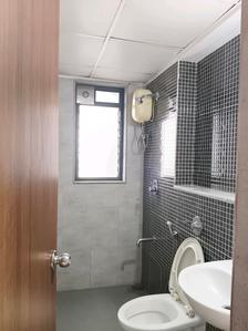 Common Bathroom Image of 1200 Sq.ft 3 BHK Apartment / Flat for rent in Lodha Lakeshore Greens, Palava Phase 2 Thane for Rs. 27000