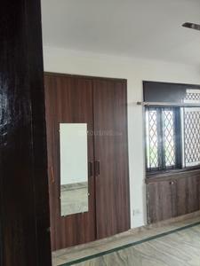 Bedroom Image of 1200 Sq.ft 1 BHK Builder Floor for rent in Swaraj Homes Priya Enclave, Karkardooma New Delhi for Rs. 25000