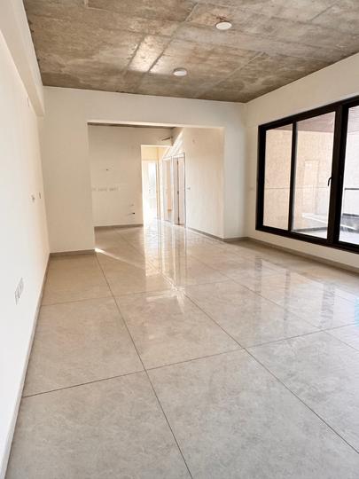 Turquoise Grandeure Main Image 1