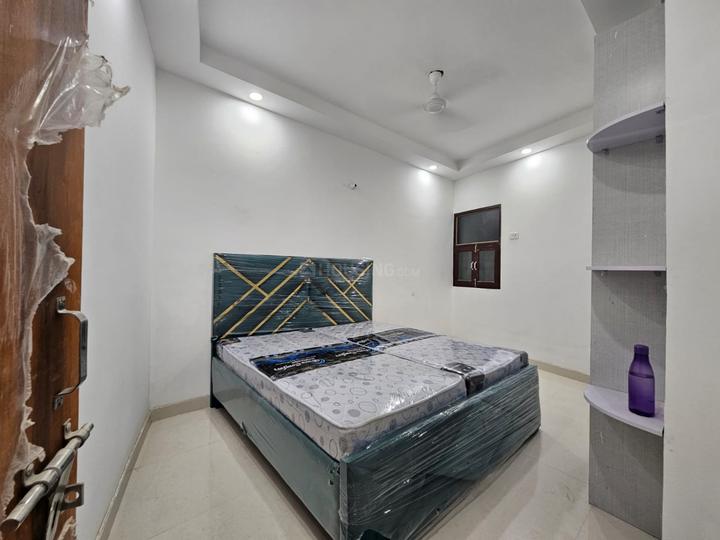 Saket Bedroom 1