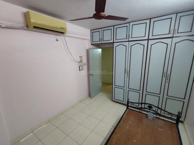 Bedroom Image of 1300 Sq.ft 2 BHK Apartment / Flat for rent in Adajan Surat for Rs. 21000