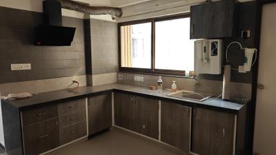 Kitchen Image of 2115 Sq.ft 3 BHK Apartment / Flat for rent in Gala Aria, South Bopal Ahmedabad for Rs. 45000