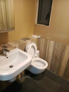 Bedroom Two Image of 1020 Sq.ft 2 BHK Apartment / Flat for sale in Sea Lord, Cuffe Parade Mumbai for Rs. 57500000