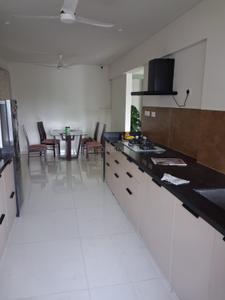 Kitchen Image of 1352 Sq.ft 3 BHK Apartment / Flat for rent in Shri Senapati Bapat Co Operative Housing Society, Gokhalenagar Pune for Rs. 90000