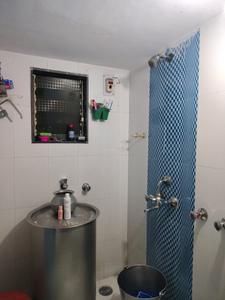 Common Bathroom Image of 580 Sq.ft 1 BHK Apartment / Flat for rent in Unique Greens, Kasarvadavali Thane for Rs. 16583