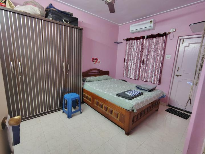 Moraya Raj Park Bedroom 1
