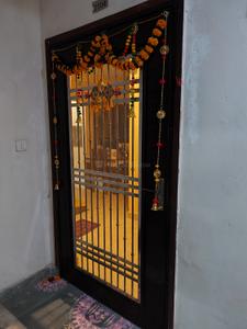 Image of Tina Sinha in Noida Extension, Greater Noida