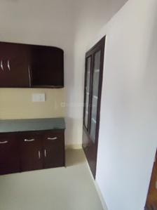 Kitchen Image of 3500 Sq.ft 3 BHK Builder Floor for rent in Rabindra Palli Colony Lucknow for Rs. 25000