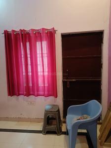 Bedroom Image of 900 Sq.ft 2 BHK Independent House for rent in Nagla Masani Aligarh for Rs. 15000