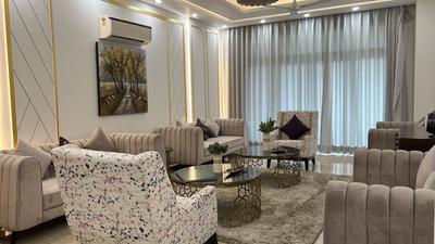 Hall Image of 4000 Sq.ft 4 BHK Apartment / Flat for sale in Parx Laureate, Sector 108 Noida for Rs. 69000000