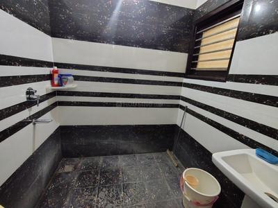 Bathroom Image of 1600 Sq.ft 2 BHK Builder Floor for rent in Veer Colony Bathinda for Rs. 15000