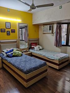 Bedroom Image of 1300 Sq.ft 3 BHK Apartment / Flat for sale in Prabhadevi Mumbai for Rs. 50000000