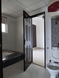Common Bathroom Image of 1425 Sq.ft 3 BHK Apartment / Flat for sale in Paramount Floraville, Sector 137 Noida for Rs. 17500000