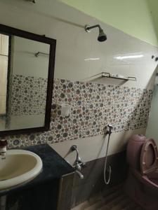 Bathroom Image of 1230 Sq.ft 3 BHK Apartment / Flat for rent in Madambakkam Chennai for Rs. 23000