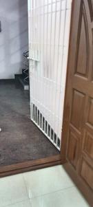 Bathroom Image of 900 Sq.ft 2 BHK Apartment / Flat for rent in Velachery Chennai for Rs. 27000